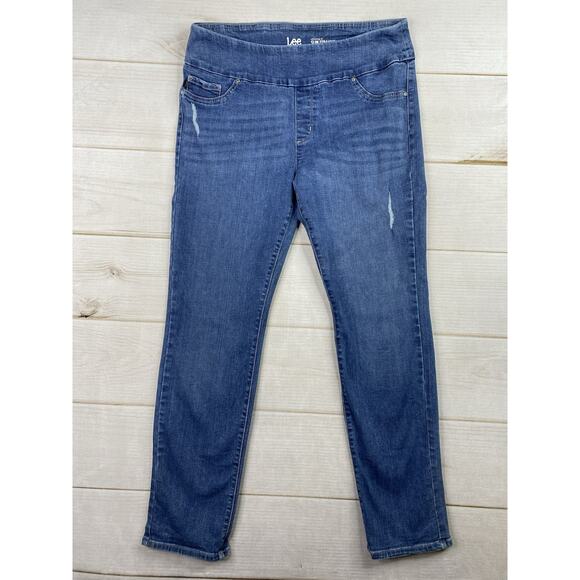Lee Pull On Jeans Womens Sz 12 Medium Wash Slimming Slim Straight Stretch Denim - Picture 1 of 11